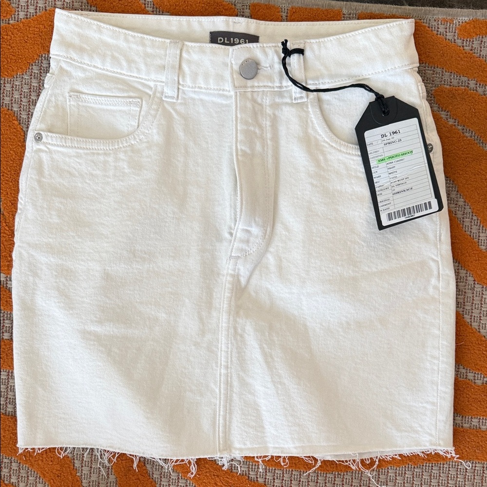 DL1961 Ivory Denim Skirt